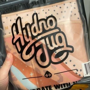 Holly V2 Hydrojug Sleeve